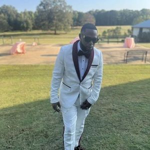 Meet your Posher, Derrick